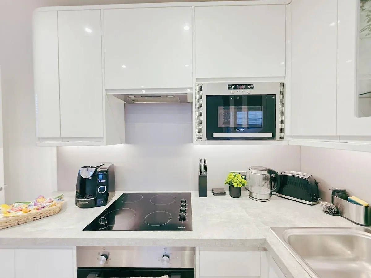 Cosy 1 Bed Home, City Centre, Free Parking, Long & Short Stays Brighton 0*,
